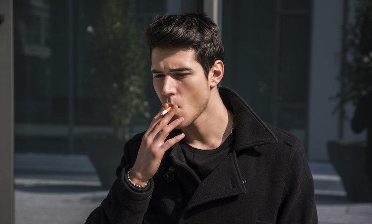 早起后口苦、有异味,是体内湿热!送你一个中药