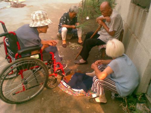 到底是什么原因让你早早得了老寒腿?